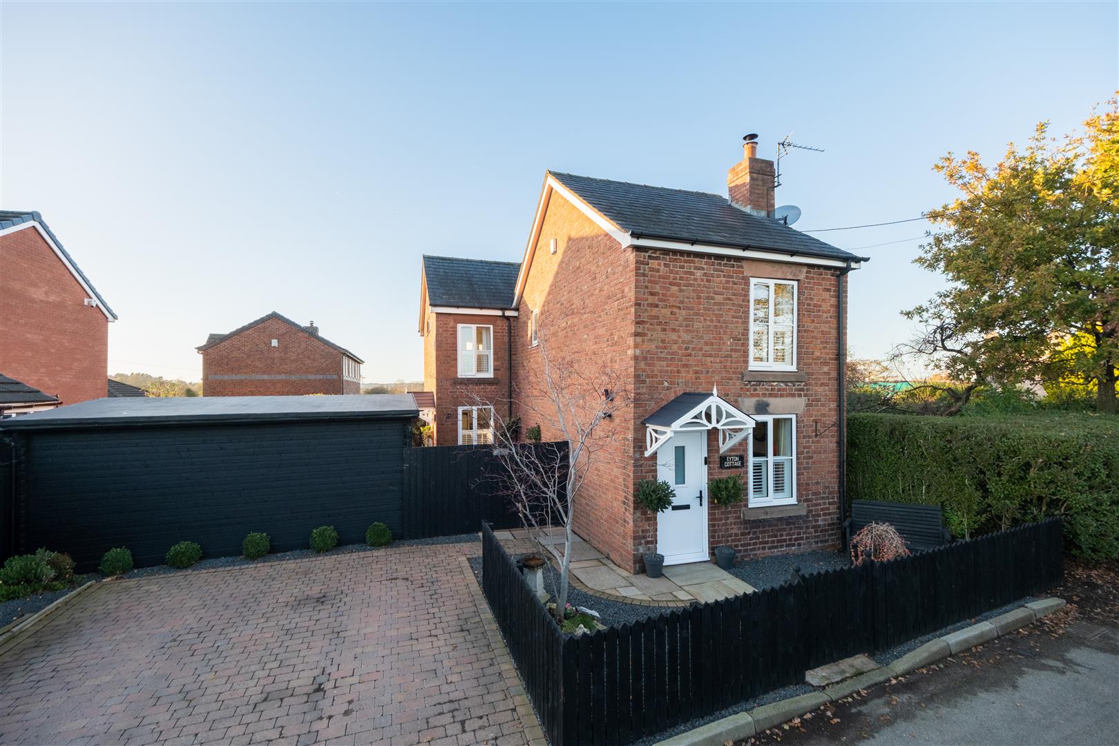 3 bedroom  Detached House for Sale in Crowton